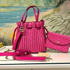 Michael Kors Signature Willa Pleated Convertible Tote/Crossbody with Pouch